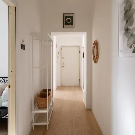 Apartament 2 Bedrooms Flat Near The Colosseum