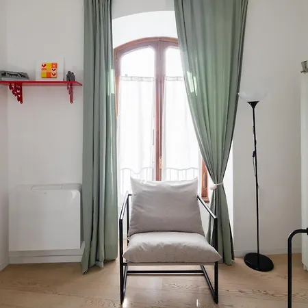 2 Bedrooms Flat Near The Colosseum * Rzym